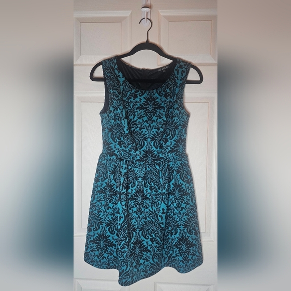 BeBop Dresses & Skirts - BeBop Teal & Black Damask Fit & Flare Dress Sleeveless Party Dress Size Medium